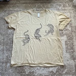 urban outfitters tee